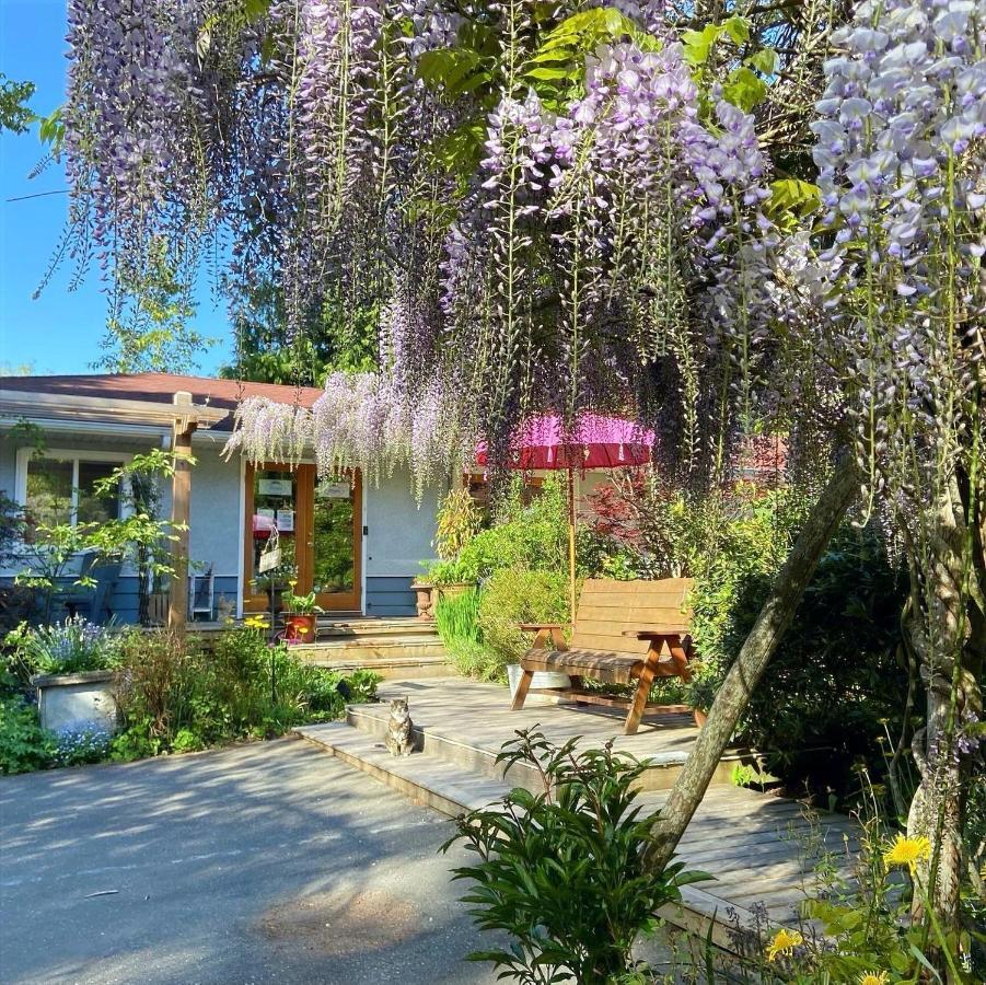 Wisteria Guest House Ganges Esterno foto