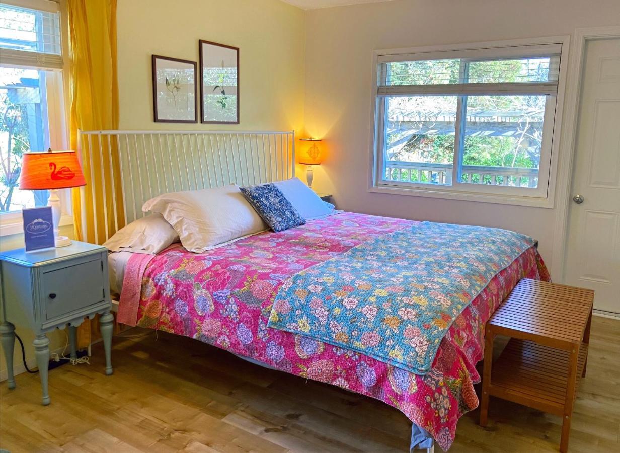 Wisteria Guest House Ganges Esterno foto